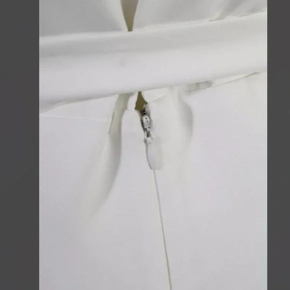 Do+Be Sleeveless V Neck Lace Trim skinny leg Jumpsuit White w cinching belt - Picture 6 of 6